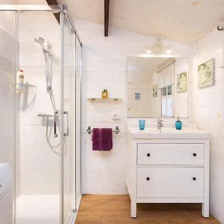 Home2book Cozy Bougainville, Peace Retreat *